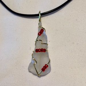 HAND CRAFTED Seaglass Beaded Pendant Necklace